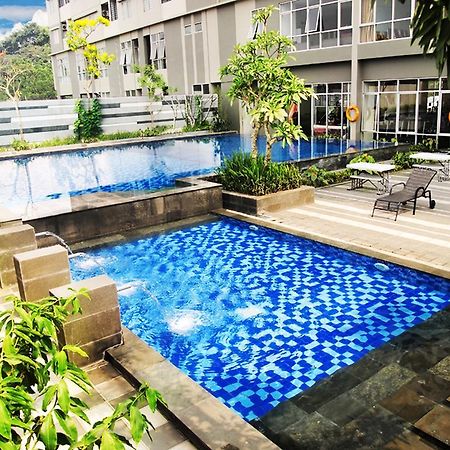 Valore Hotel Cimahi Екстериор снимка