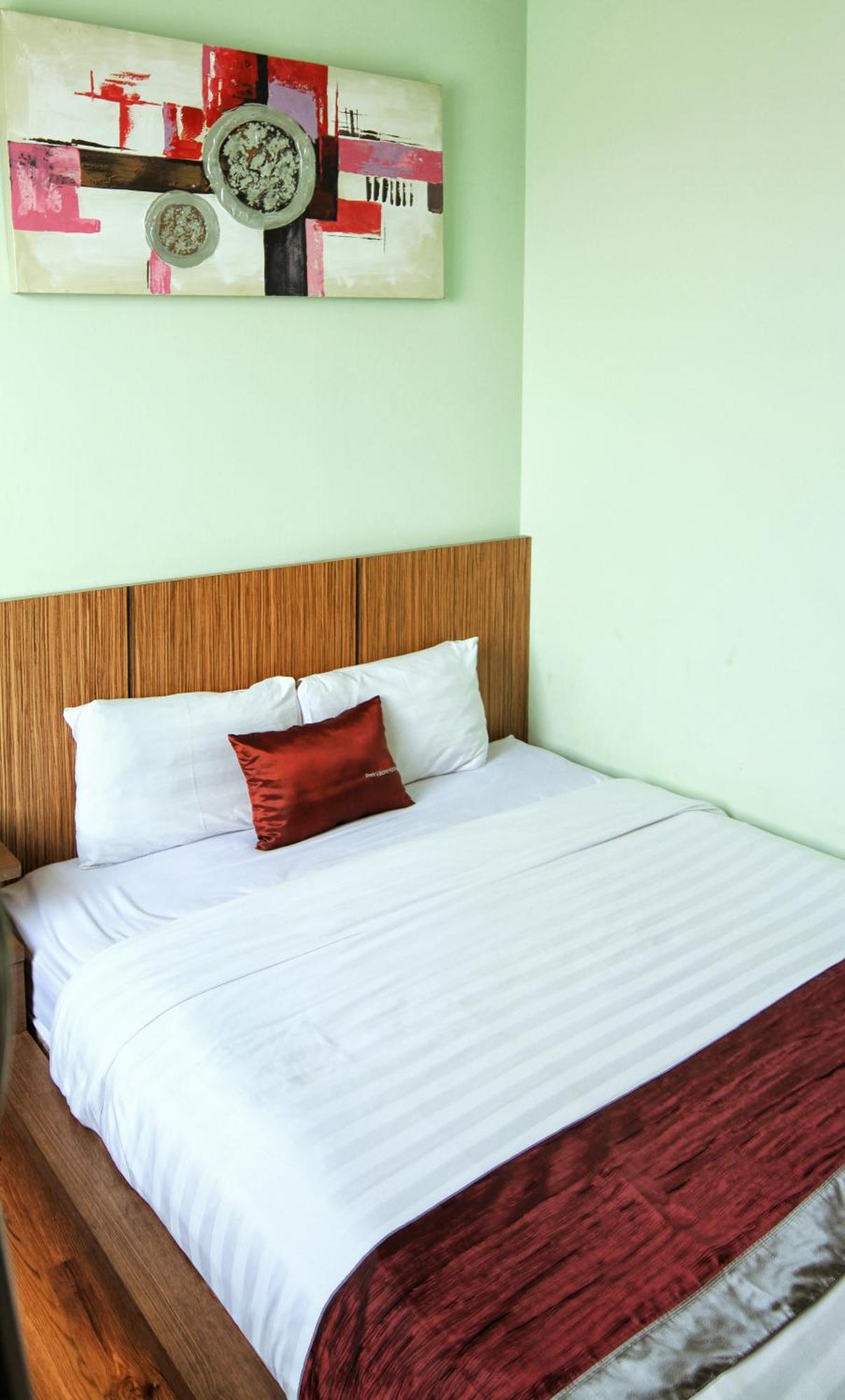 Valore Hotel Cimahi Екстериор снимка