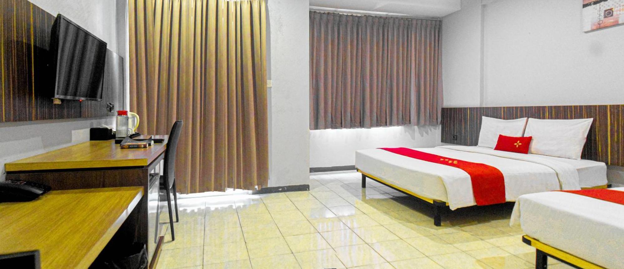 Valore Hotel Cimahi Екстериор снимка