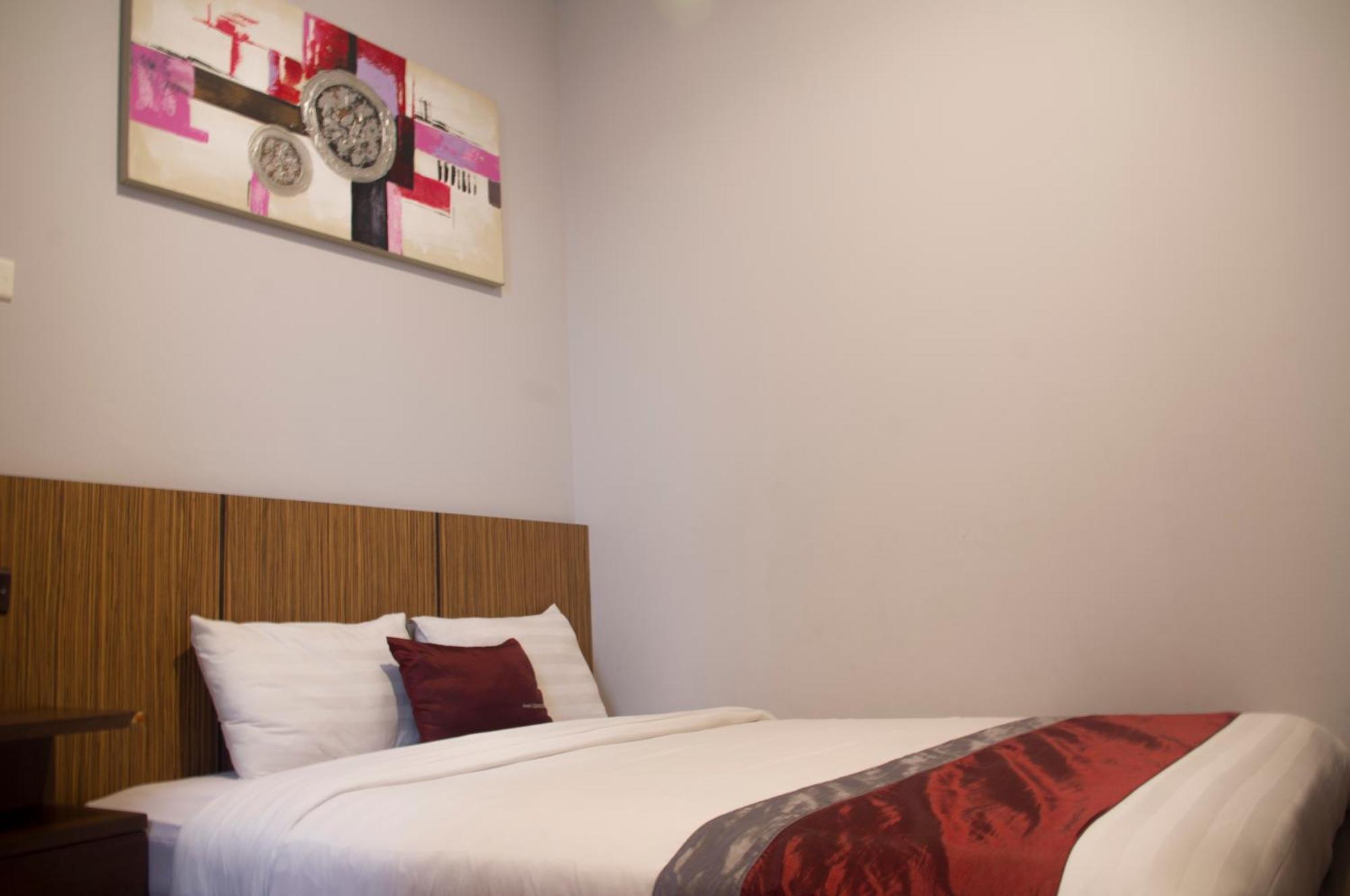 Valore Hotel Cimahi Екстериор снимка