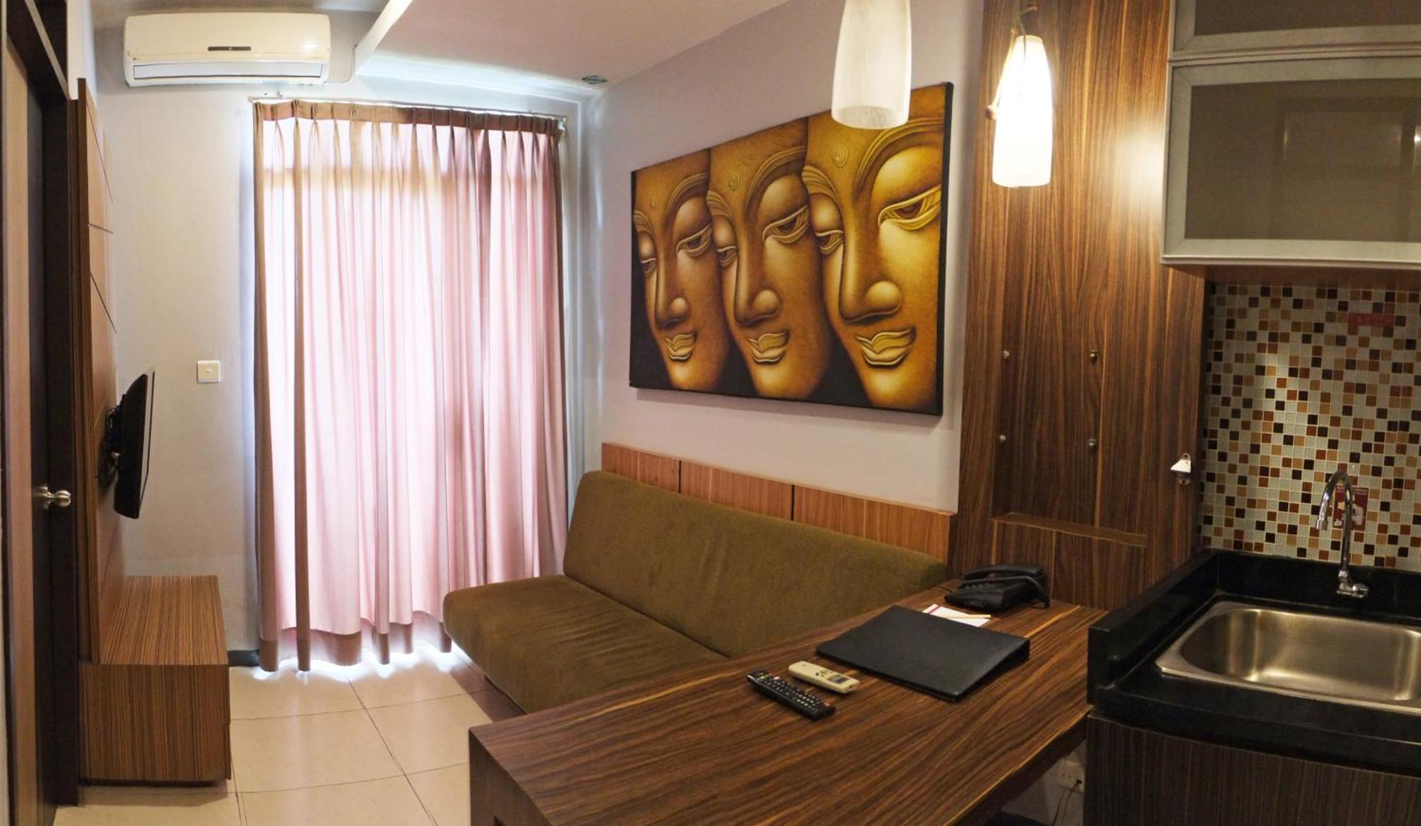 Valore Hotel Cimahi Екстериор снимка