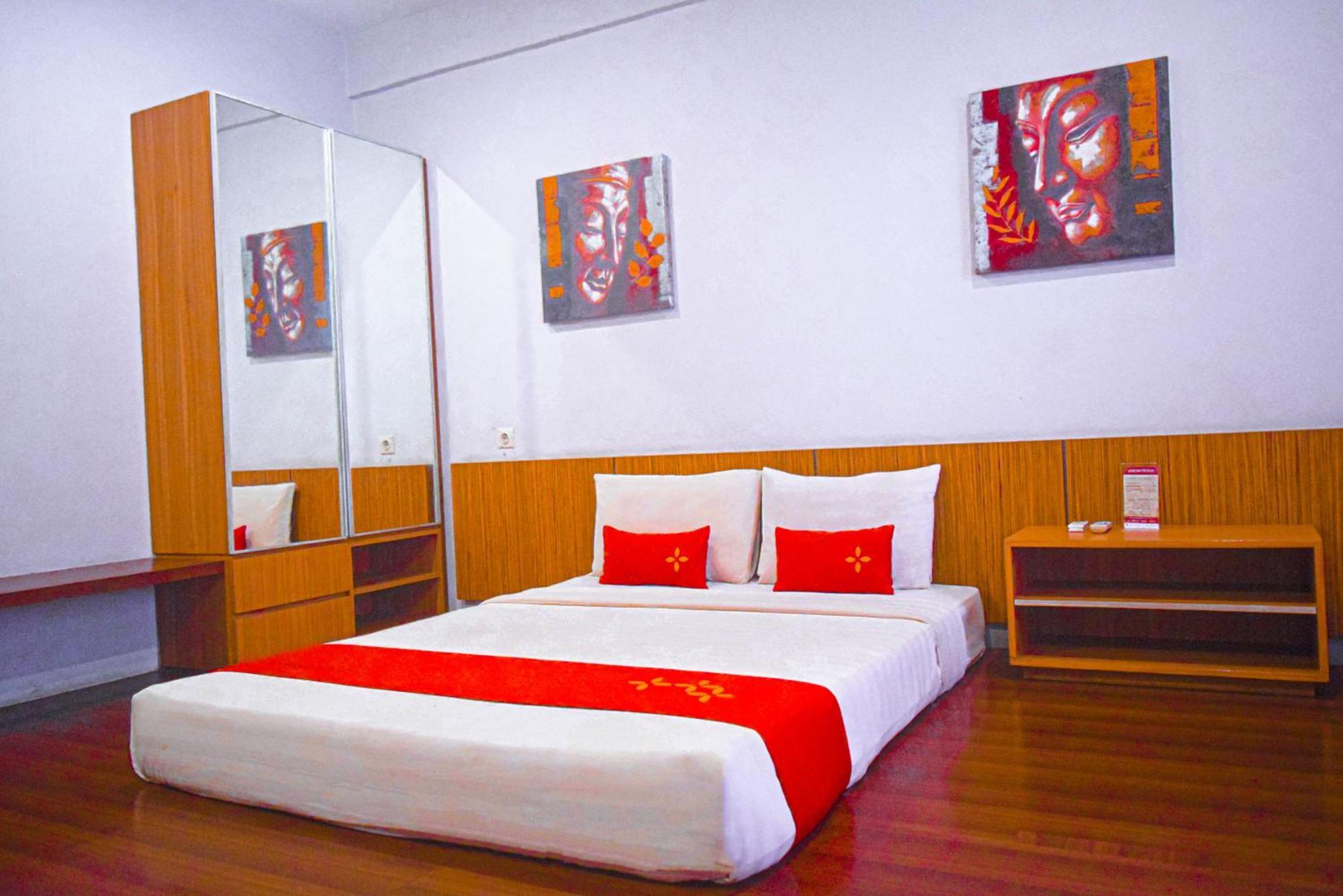 Valore Hotel Cimahi Екстериор снимка