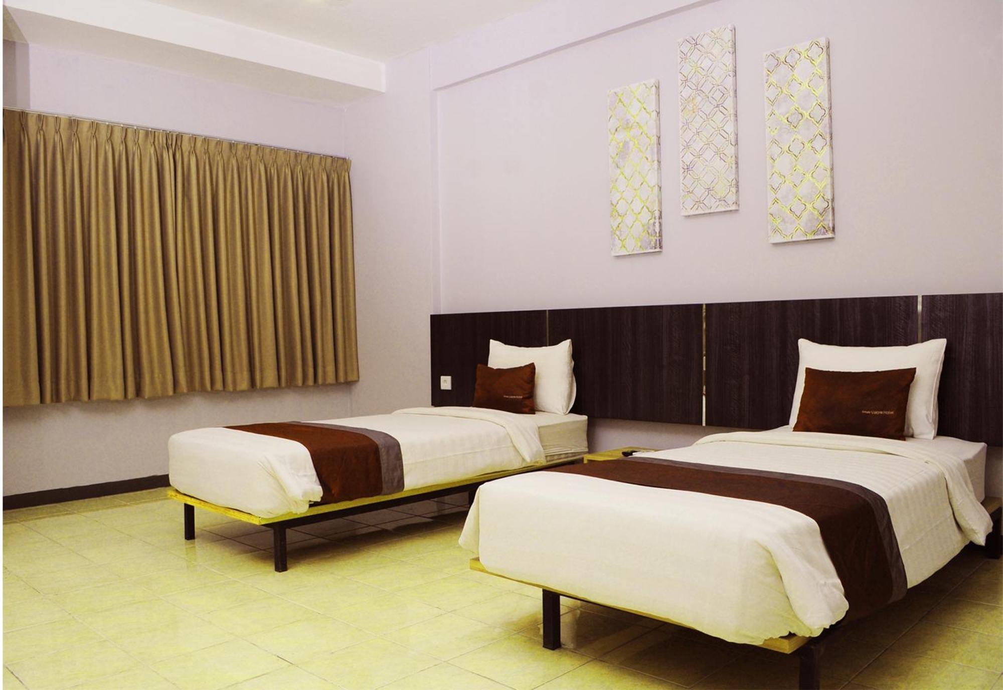 Valore Hotel Cimahi Екстериор снимка